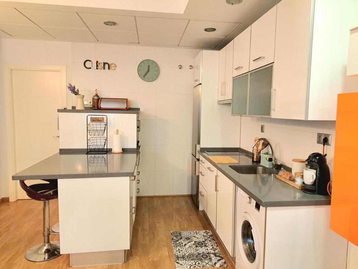 Apartamento Con Encanto Y Parking Trinidad 21 Málaga Extérieur photo